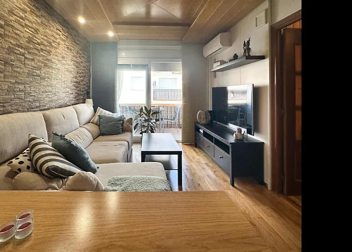 Quiet * Tossa de Mar