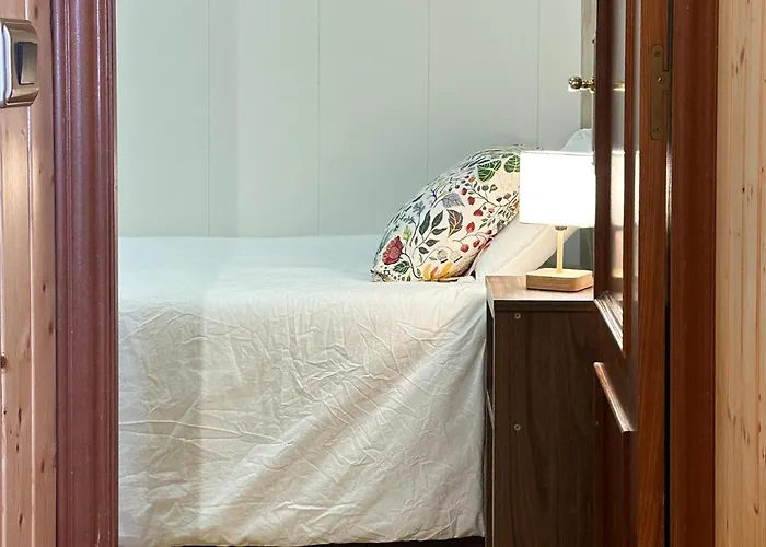 Quiet * Tossa de Mar