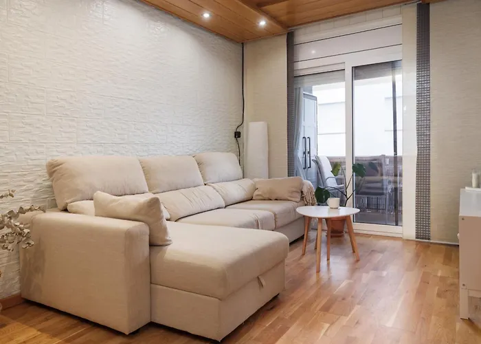 Quiet * Tossa de Mar