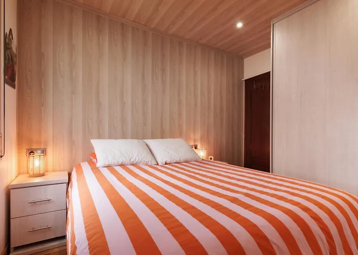 Quiet * Tossa de Mar